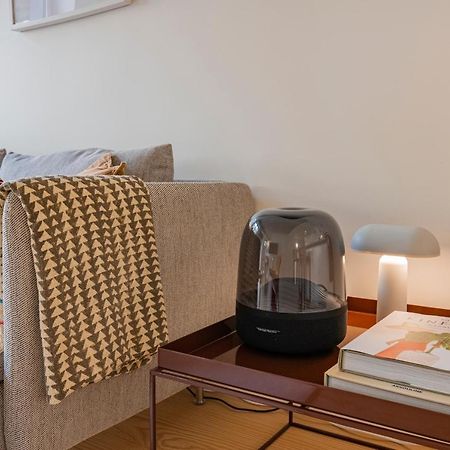 Deluxe 2Bdr Apartment W/ Patio By Lovelystay Lisboa Екстериор снимка