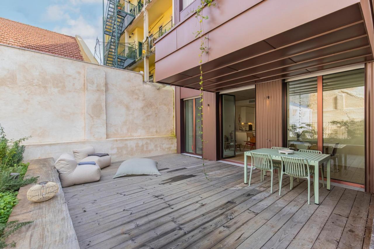 Deluxe 2Bdr Apartment W/ Patio By Lovelystay Lisboa Екстериор снимка