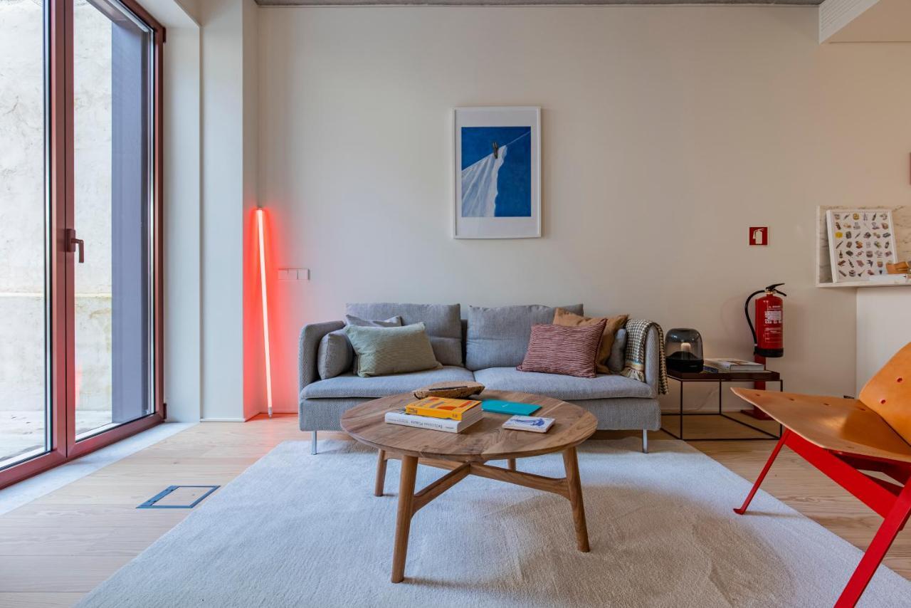 Deluxe 2Bdr Apartment W/ Patio By Lovelystay Lisboa Екстериор снимка