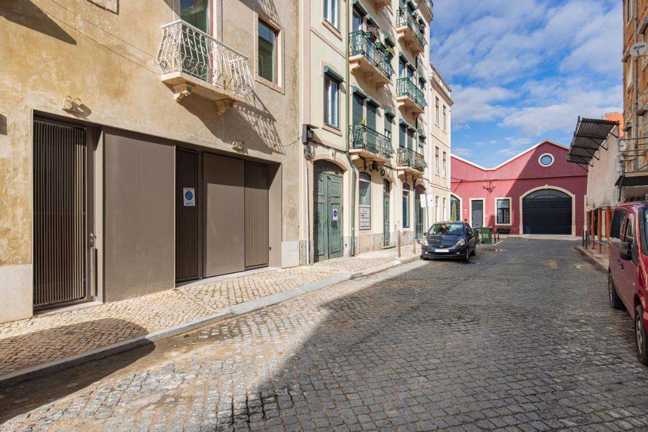 Deluxe 2Bdr Apartment W/ Patio By Lovelystay Lisboa Екстериор снимка