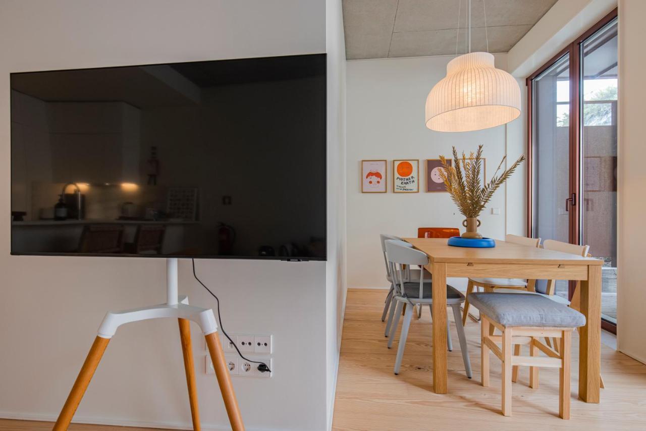 Deluxe 2Bdr Apartment W/ Patio By Lovelystay Lisboa Екстериор снимка