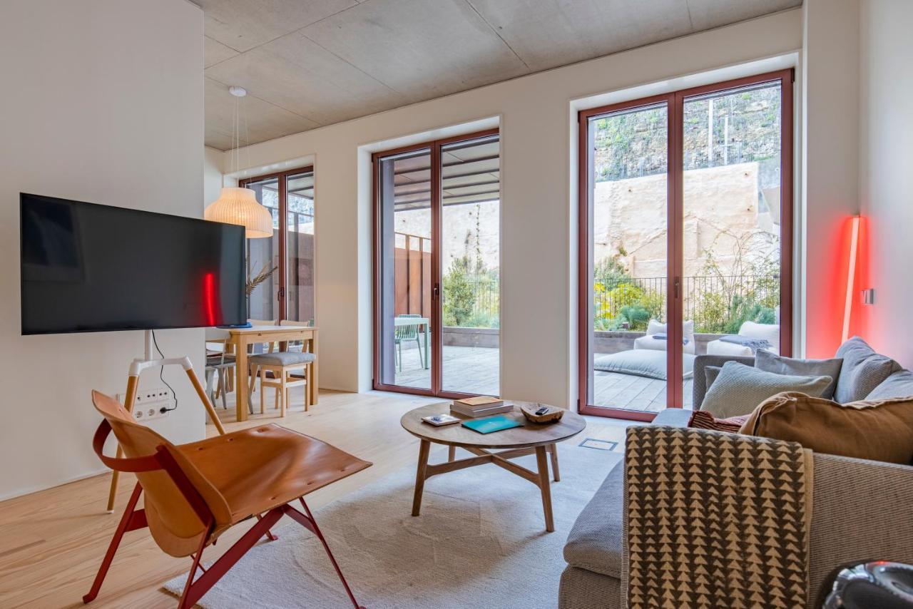 Deluxe 2Bdr Apartment W/ Patio By Lovelystay Lisboa Екстериор снимка