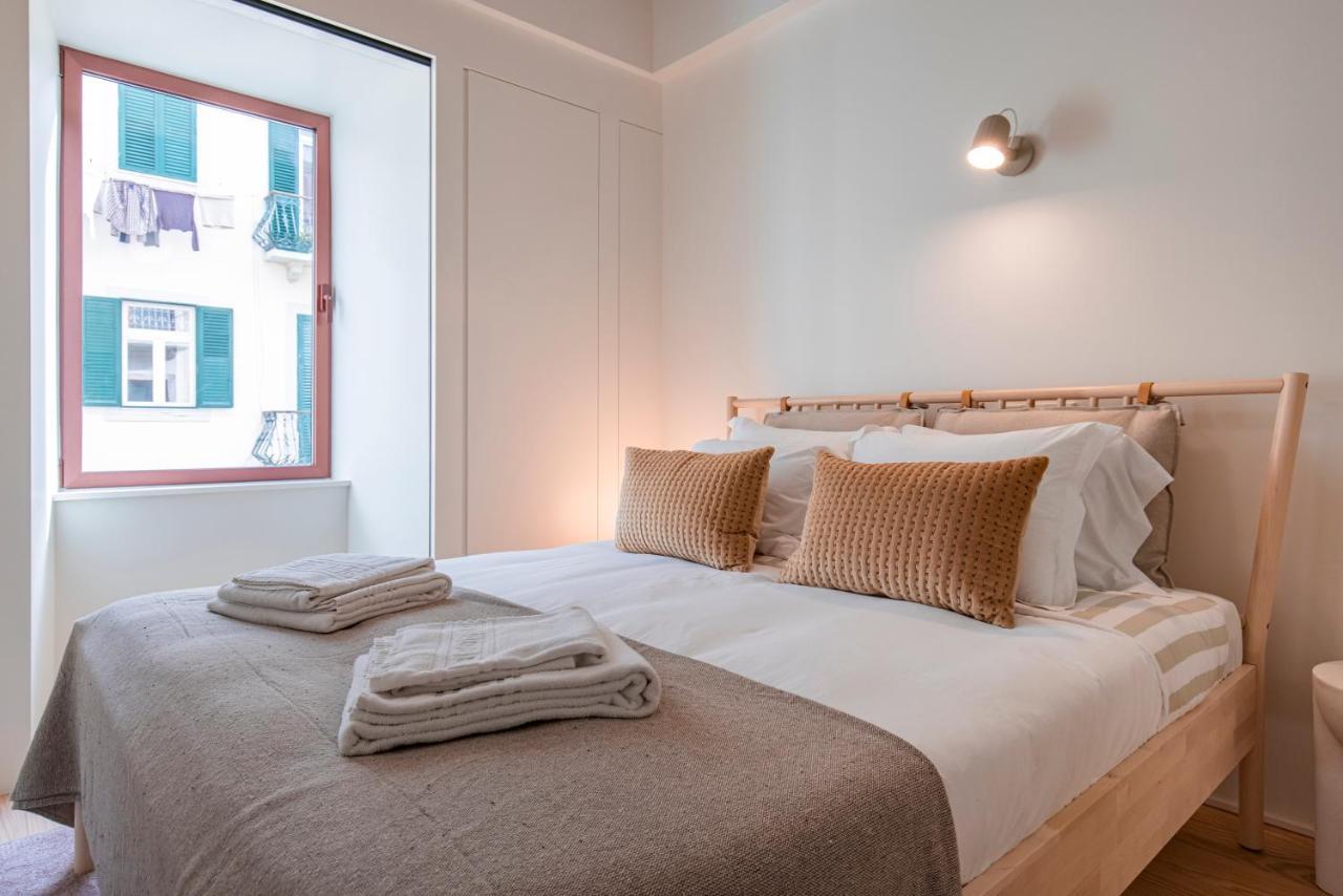 Deluxe 2Bdr Apartment W/ Patio By Lovelystay Lisboa Екстериор снимка