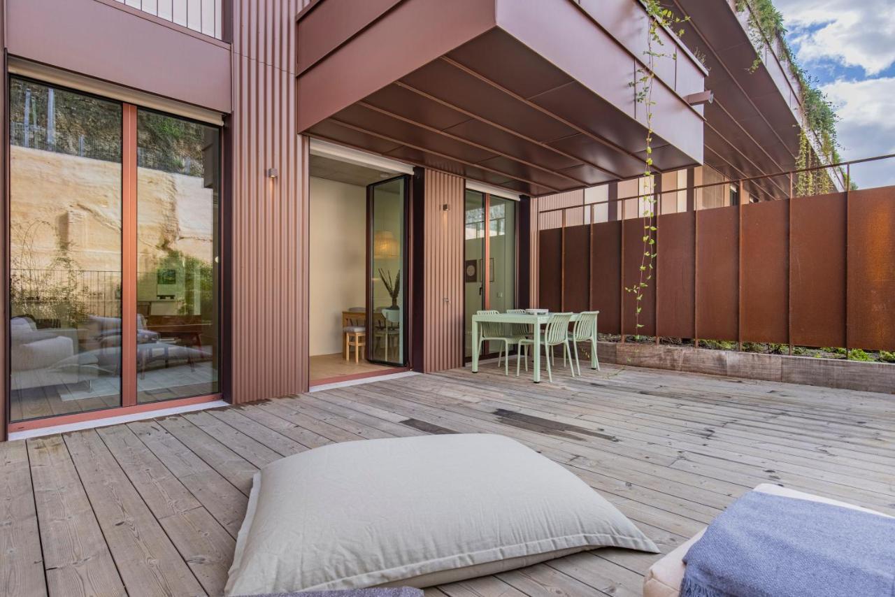 Deluxe 2Bdr Apartment W/ Patio By Lovelystay Lisboa Екстериор снимка