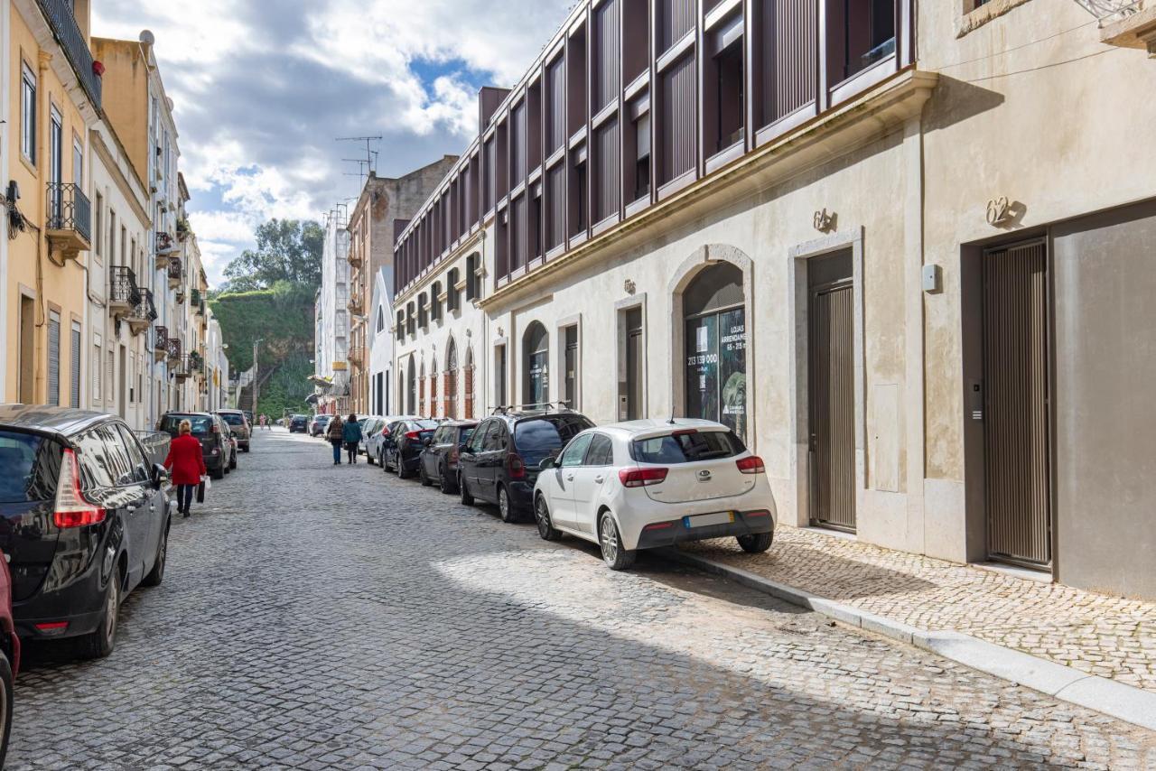Deluxe 2Bdr Apartment W/ Patio By Lovelystay Lisboa Екстериор снимка