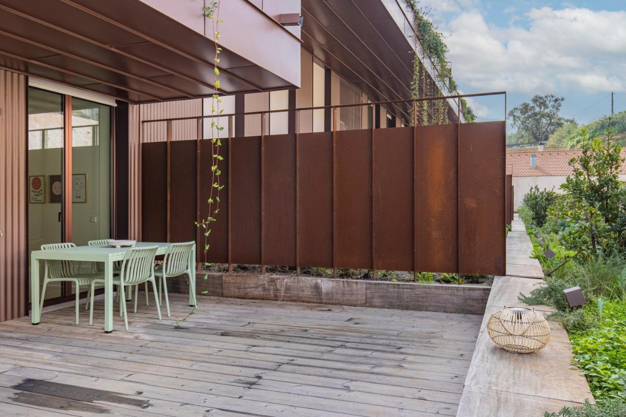 Deluxe 2Bdr Apartment W/ Patio By Lovelystay Lisboa Екстериор снимка